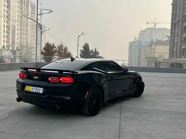 Chevrolet Camaro 2021 - Выбор фото 3