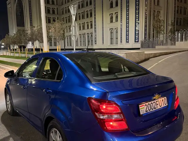 Chevrolet Sonic 2018 - Выбор фото 2