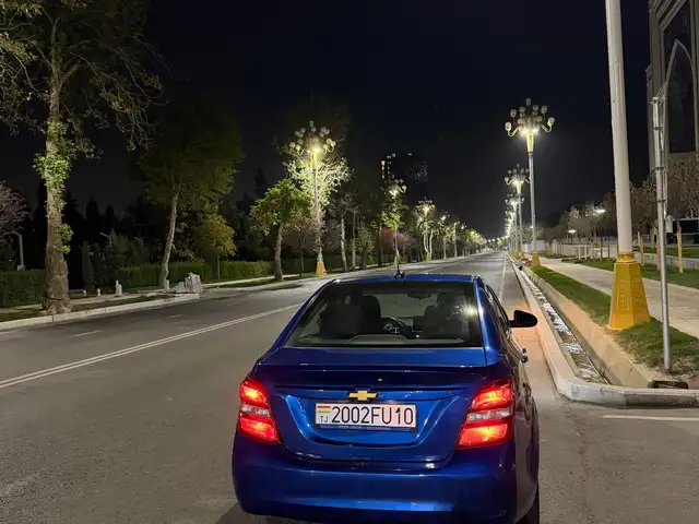 Chevrolet Sonic 2018 - Выбор фото 3