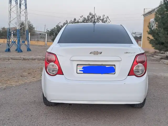 Chevrolet Sonic 2015 - Выбор фото 3