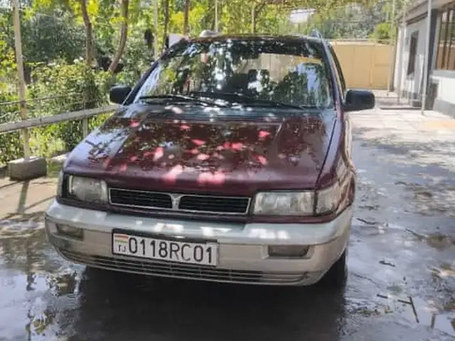 Mitsubishi Dion 1993