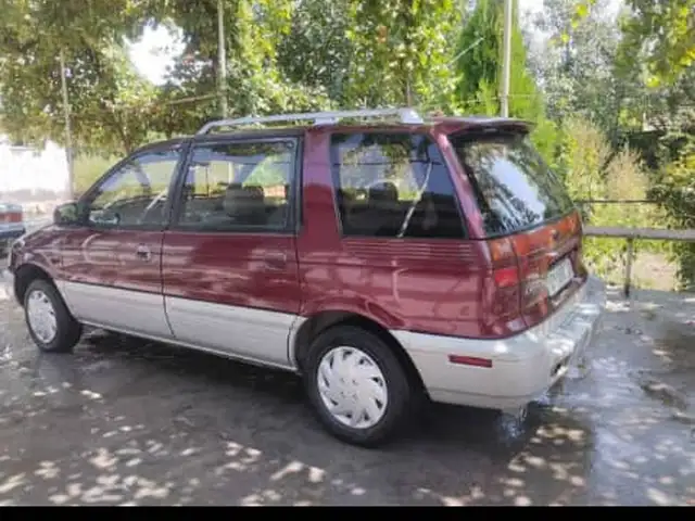 Mitsubishi Dion 1993
