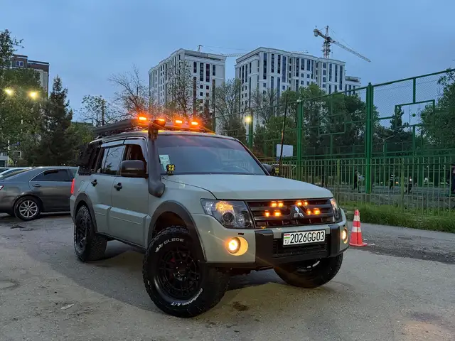 Mitsubishi Pajero 2007