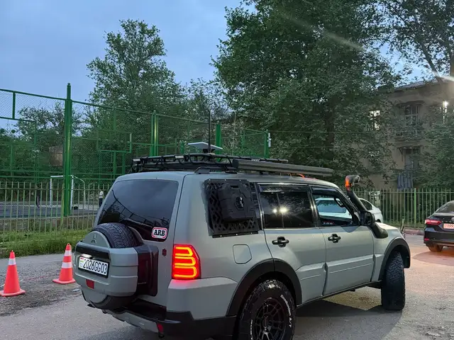 Mitsubishi Pajero 2007