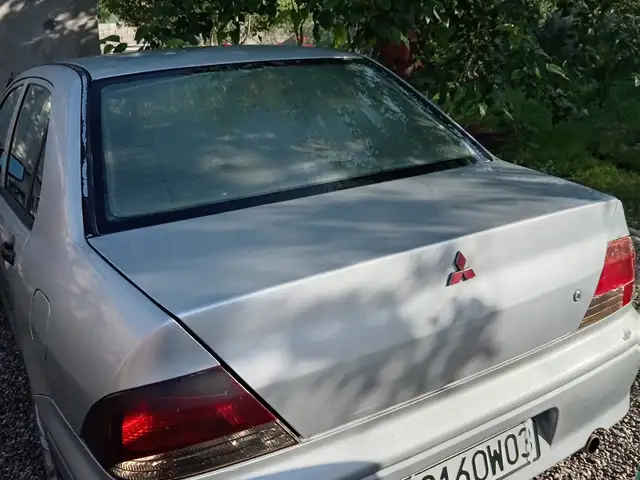 Mitsubishi Lancer 2003