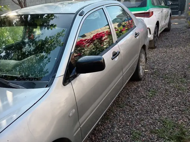 Mitsubishi Lancer 2003