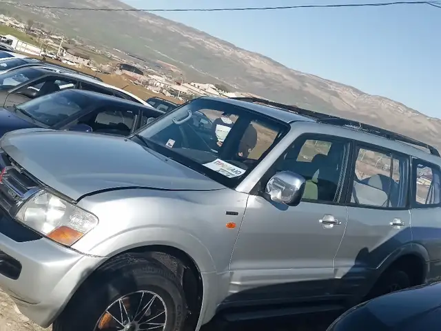 Mitsubishi Pajero 2000
