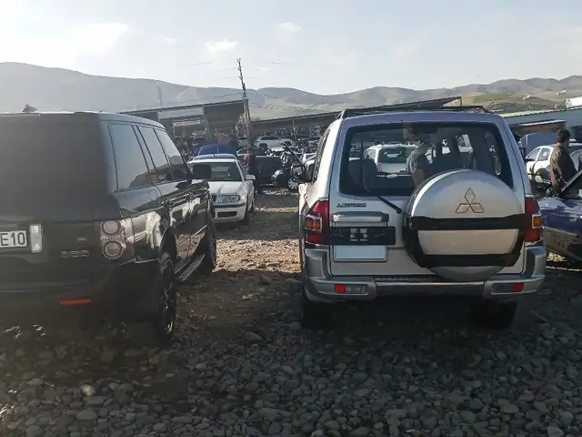 Mitsubishi Pajero 2000