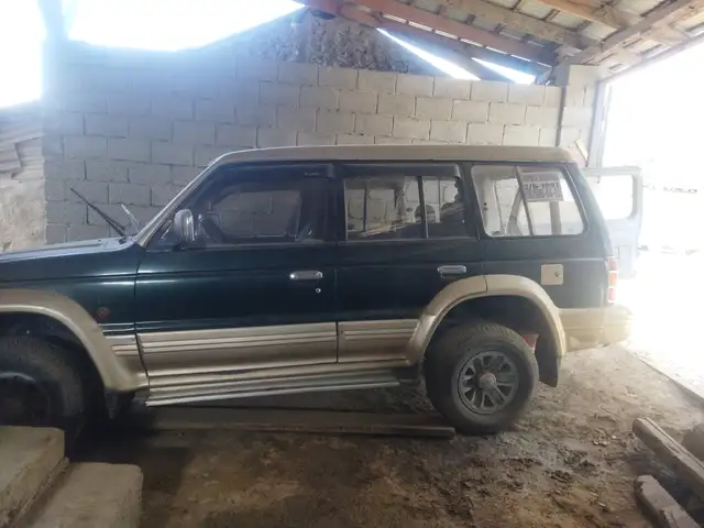 Mitsubishi Pajero JR 1997