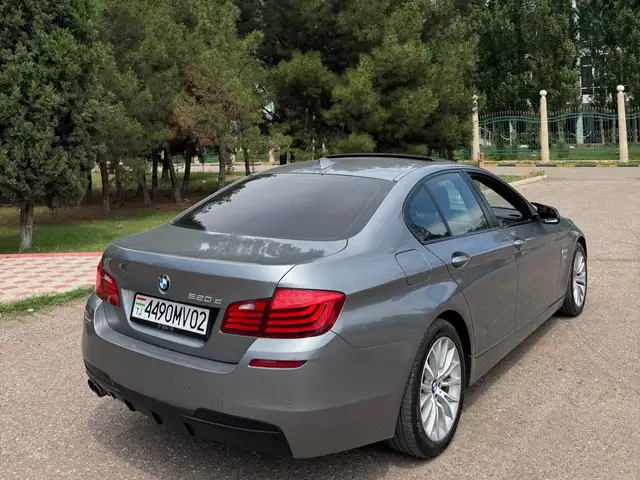 BMW 5 2013