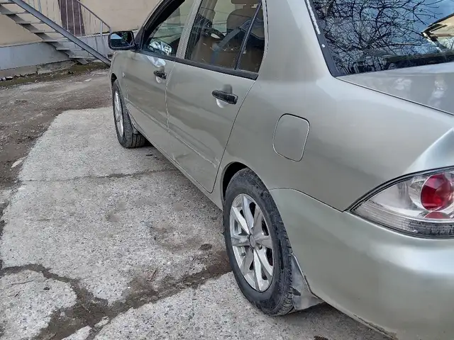 Mitsubishi Lancer 2006