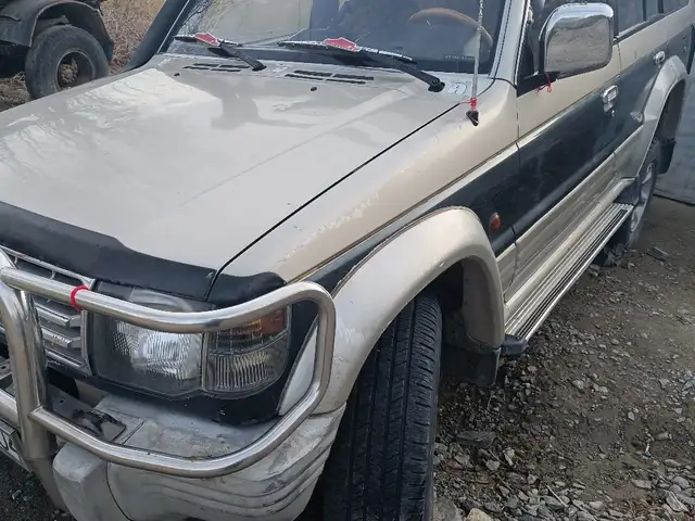 Mitsubishi Pajero 1991