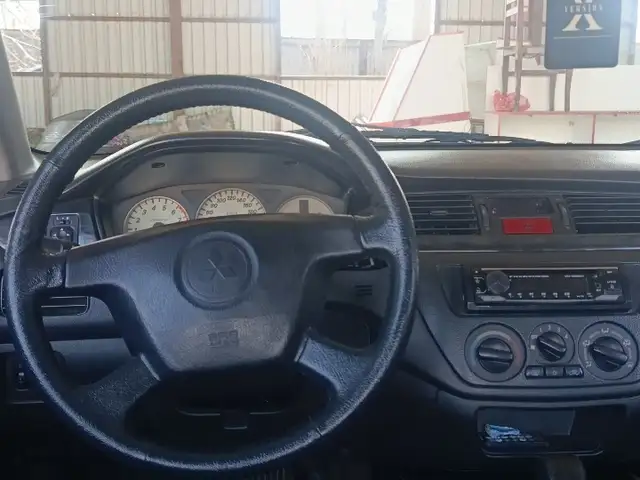 Mitsubishi Lancer 2005