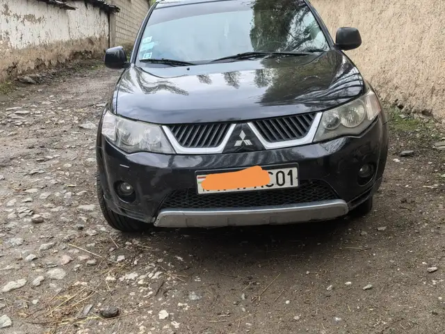 Mitsubishi Outlander 2009