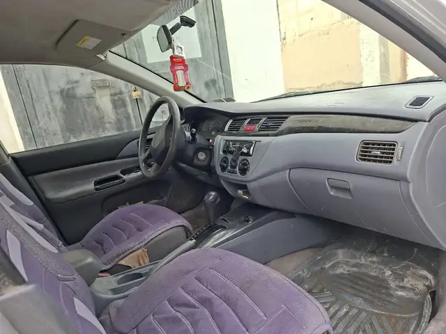 Mitsubishi Lancer 2003