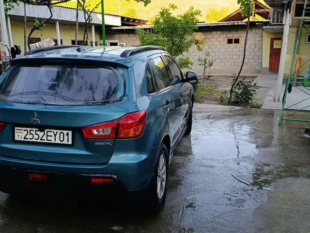 Mitsubishi ASX 2011