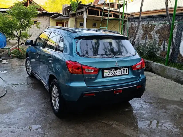 Mitsubishi ASX 2011