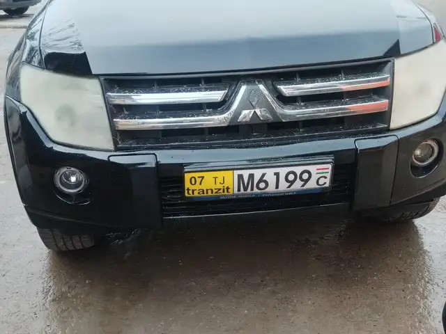 Mitsubishi Pajero 2008