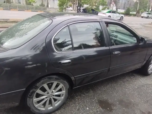 Nissan Cefiro 1996