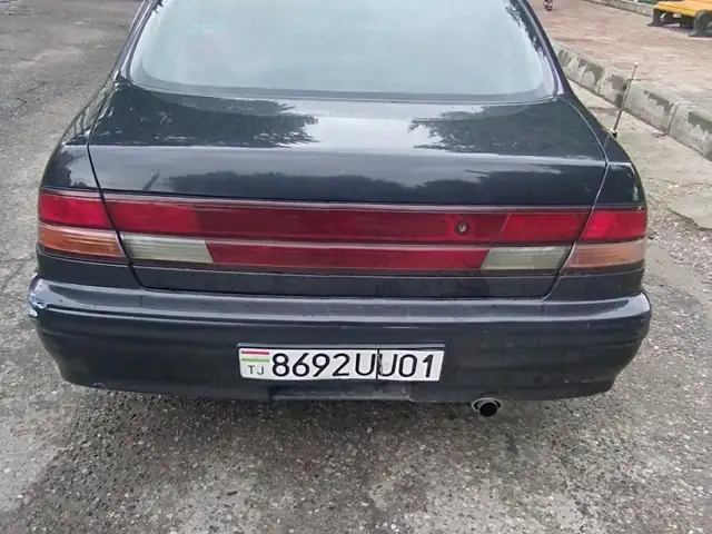 Nissan Cefiro 1996