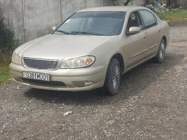 Nissan Maxima 2000