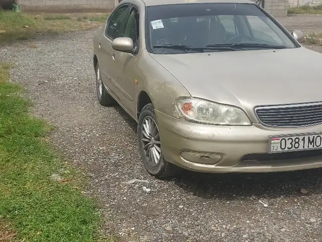 Nissan Maxima 2000