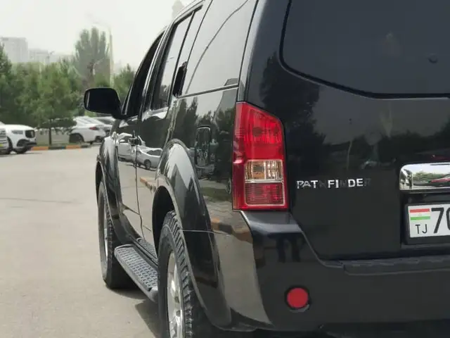 Nissan Pathfinder 2006