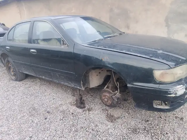 Nissan Maxima 1995