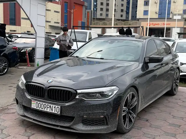 BMW 5 2019