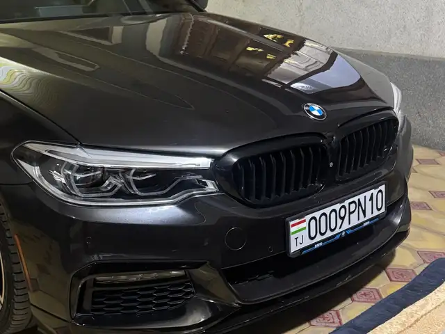 BMW 5 2019