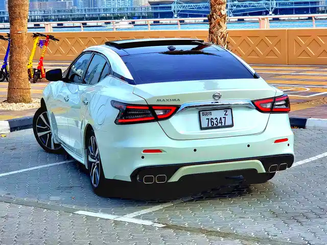 Nissan Maxima 2021