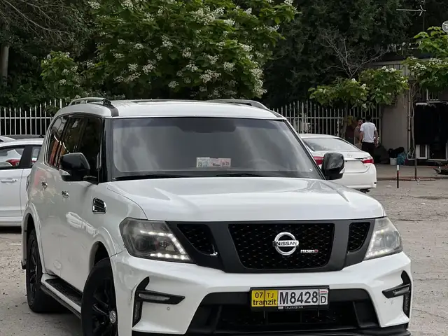 Nissan Patrol 2012