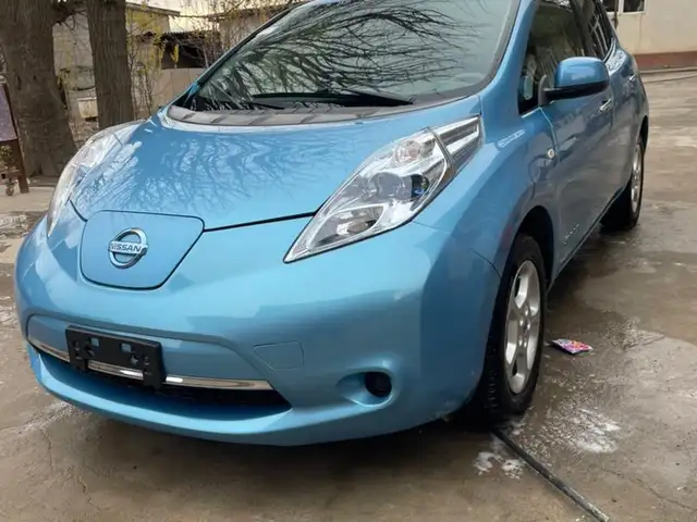Nissan Leaf 2012