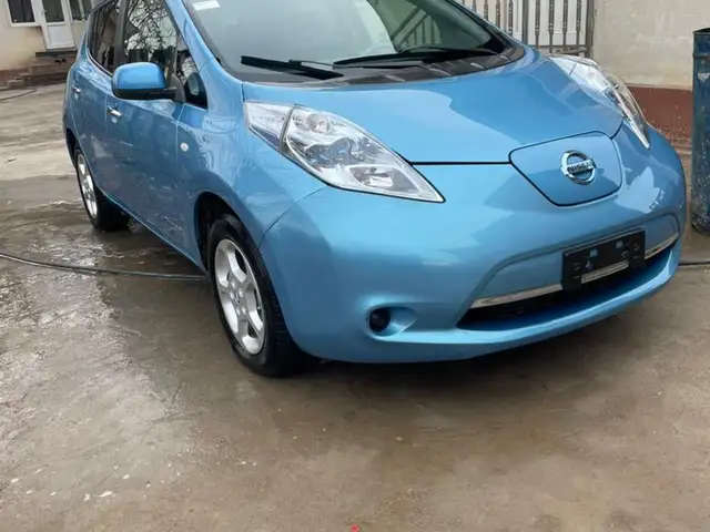 Nissan Leaf 2012