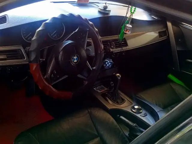 BMW 5 2005