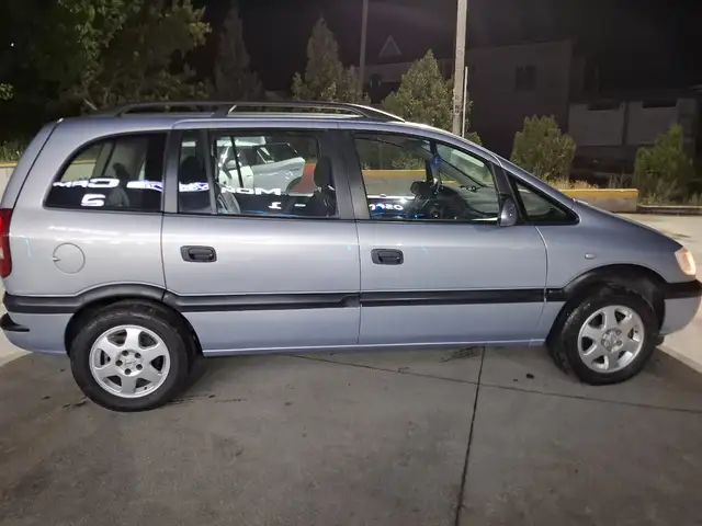Opel Zafira 2000