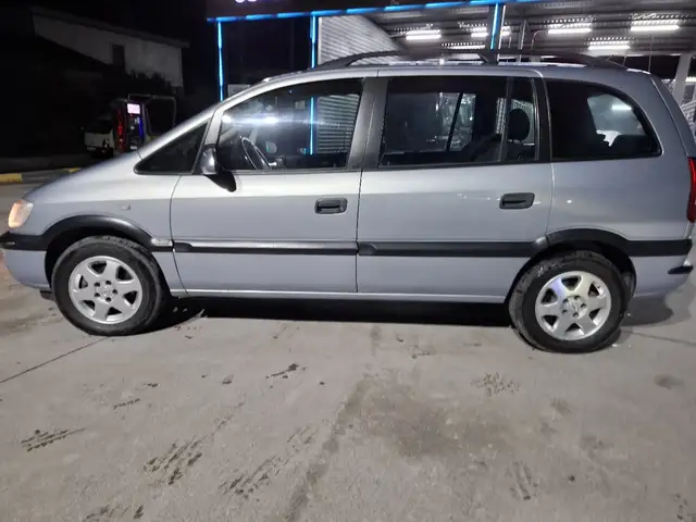 Opel Zafira 2000