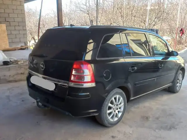 Opel Zafira 2008