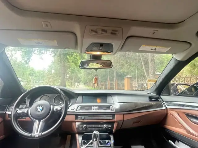 BMW 5 2013
