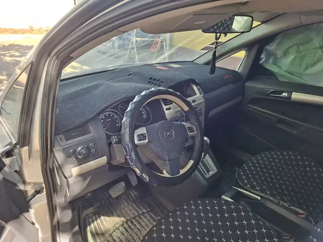 Opel Zafira 2008