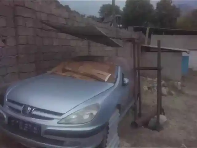 Peugeot 607 2001