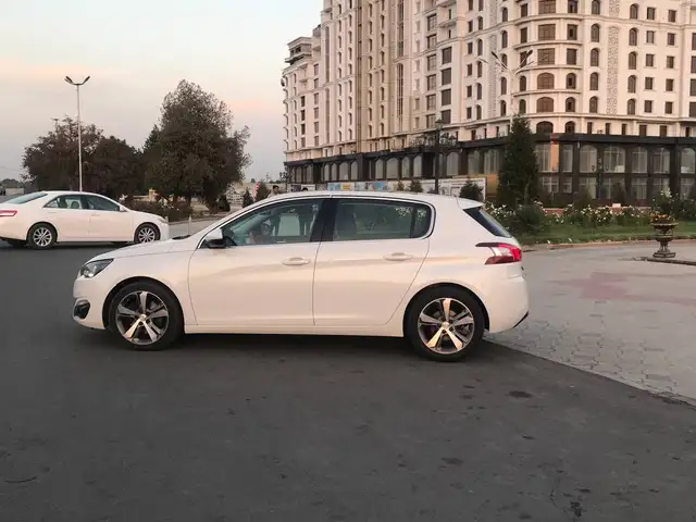 Peugeot 308 2015
