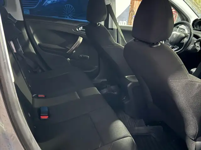 Peugeot 3008 2015