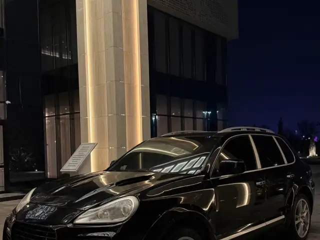 Porsche Cayenne 2010