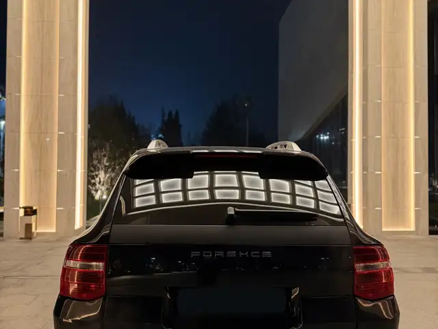 Porsche Cayenne 2010