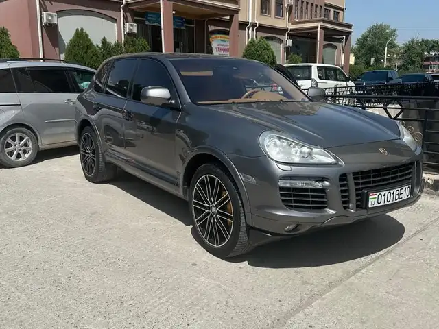 Porsche Cayenne 2010