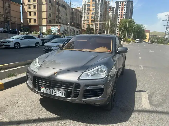 Porsche Cayenne 2010
