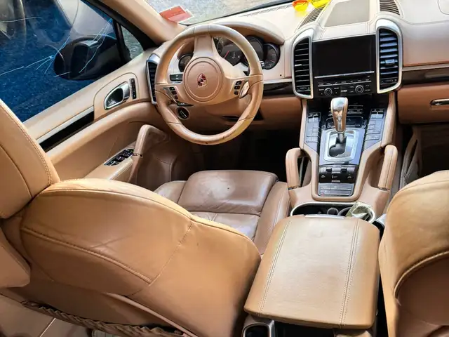 Porsche Cayenne 2014