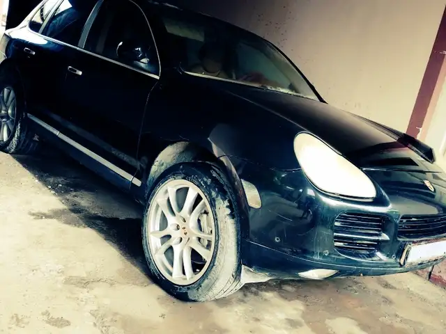 Porsche Cayenne 2004