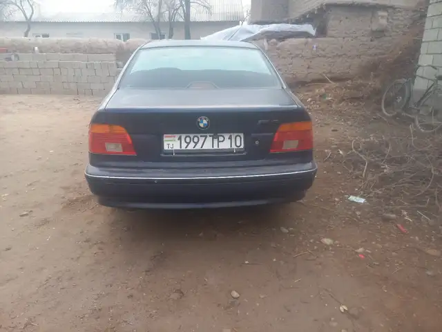 BMW M5 1998